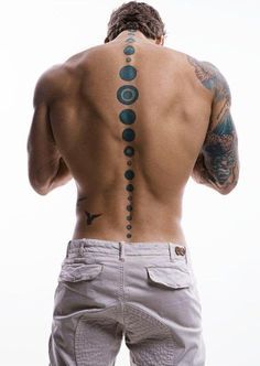 Imágenes de tatuajes en la espalda